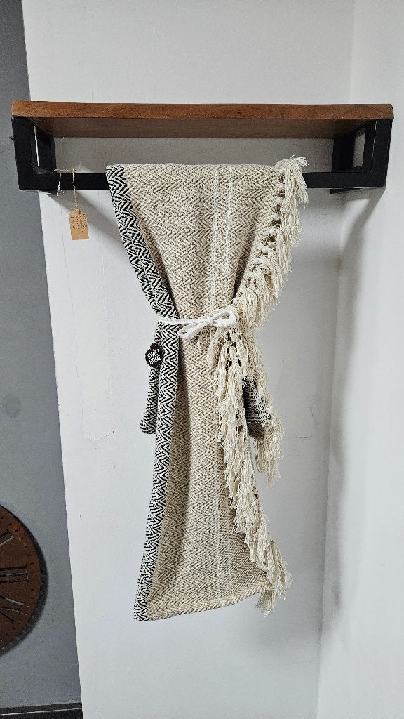 houten wandplank met metalen frame, Ophalen, Nieuw