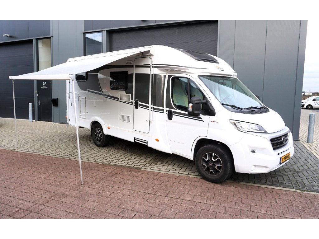 Caravans And Camping Carado