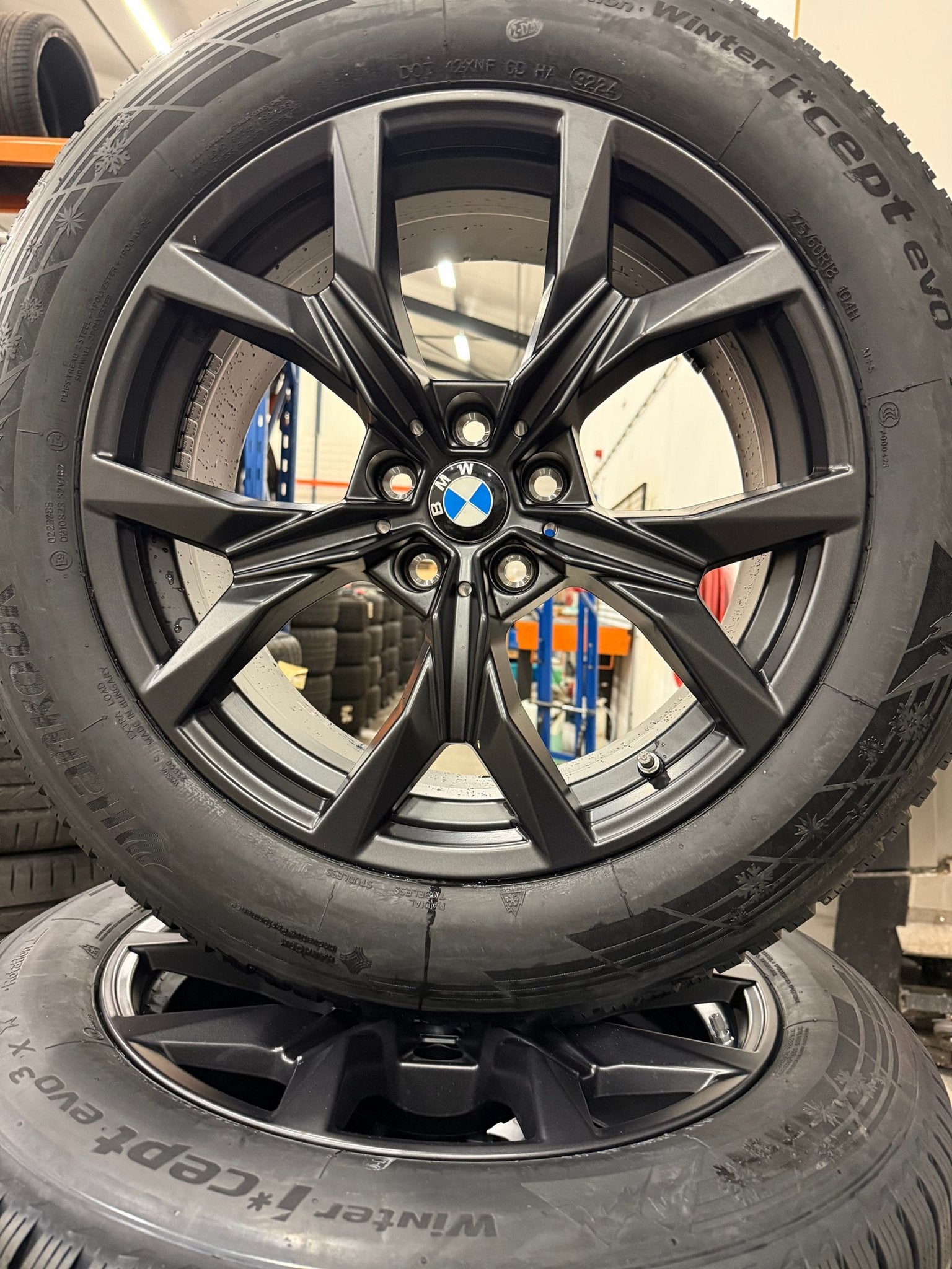 18" ORIG.NIEUW  BMW X3 G45 STYLING 921 Y-SPAAK  5A6F111, 18 inch, -, -, Banden en Velgen