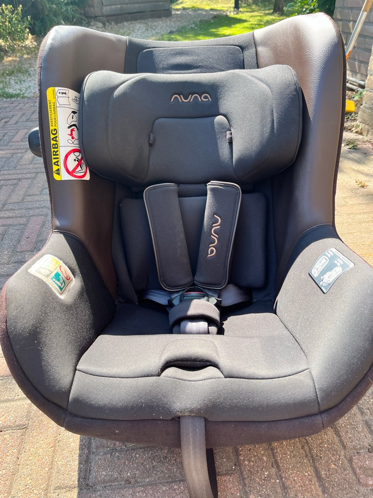 Nuna TODL Next autostoel met Isofix base - Zo goed als nieuw, Autogordel of Isofix, 0 t/m 18 kg, Zo goed als nieuw, Ophalen