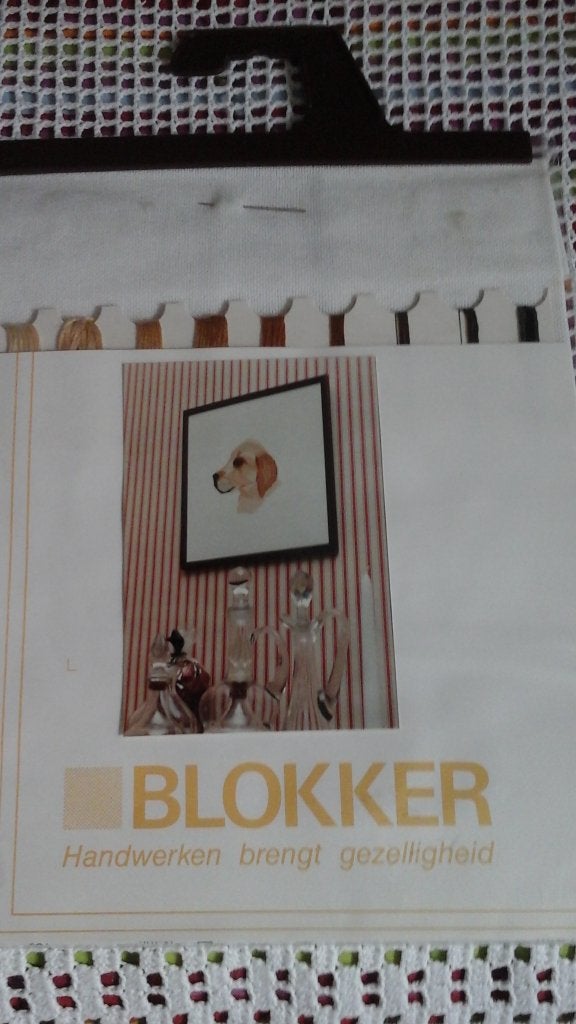 Borduurpakket van blokker, hond,, Hobby en Vrije tijd, Ophalen of Verzenden, Zo goed als nieuw, Handborduren, Borduurpakket