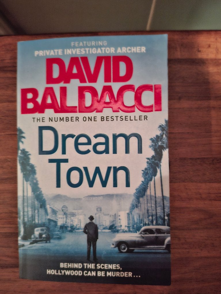 David Baldacci  Dream Town, Ophalen, Zo goed als nieuw, David Baldacci, Fictie