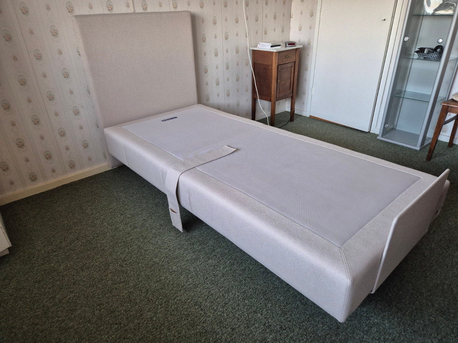 Ergo Sleep Verstelbaar Eenpersoonsbed met Afstandsbediening, Huis en Inrichting, Slaapkamer | Bedden, Ophalen, Verstelbaar, 90 cm