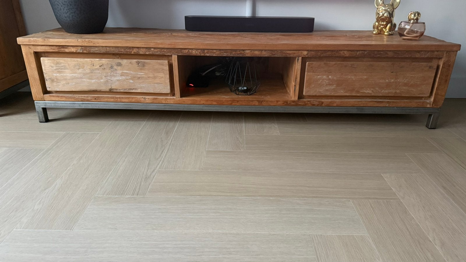 Tv meubel Tower living Venetië 2 laden gerecycled teakhout, Ophalen, 150 tot 200 cm, Teakhout, Zo goed als nieuw