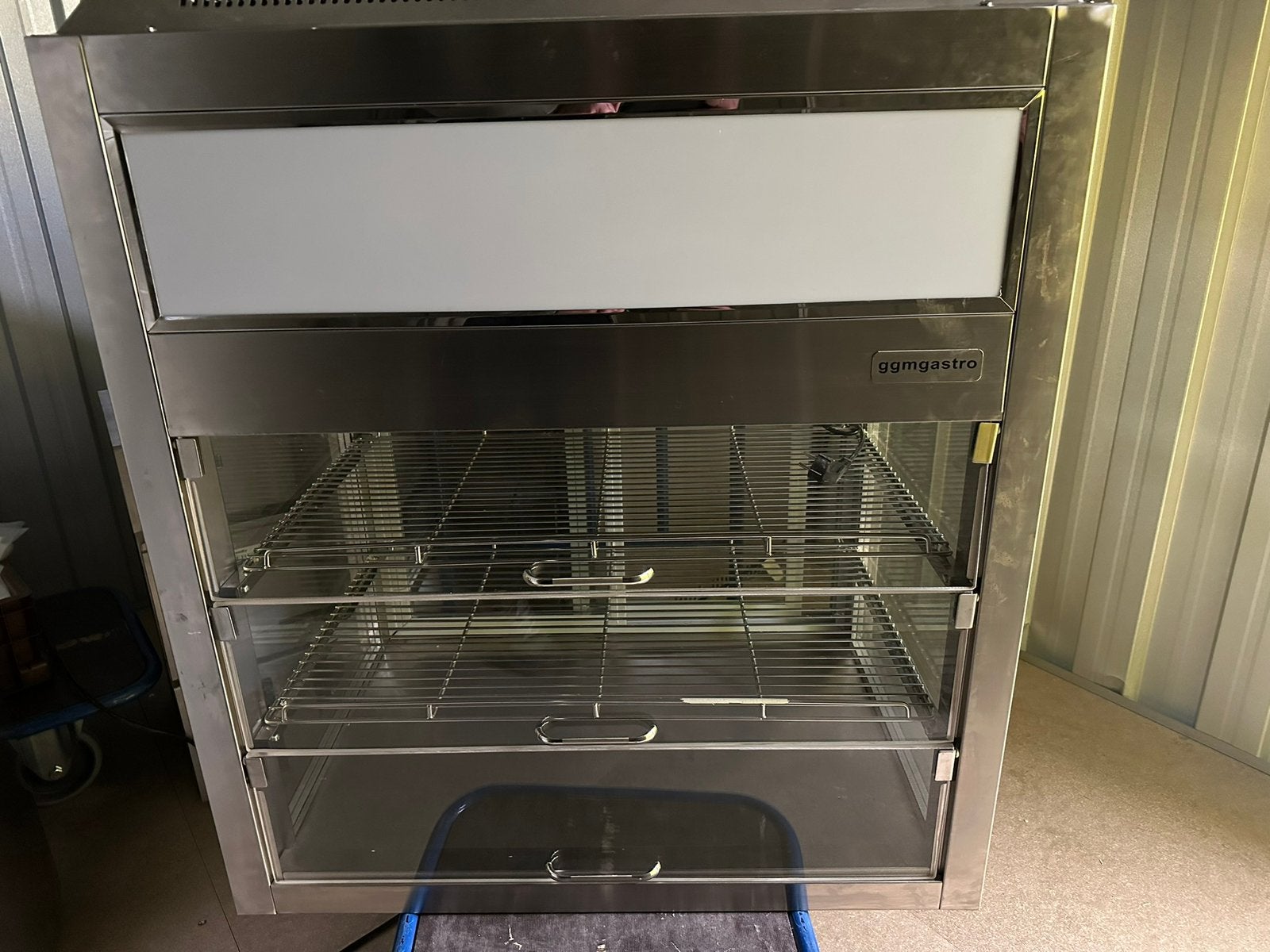 Refrigerated showcase/ Koelvitrine / showcase koelkast 225L, Ophalen, Zonder vriesvak, 200 liter of meer, 60 cm of meer