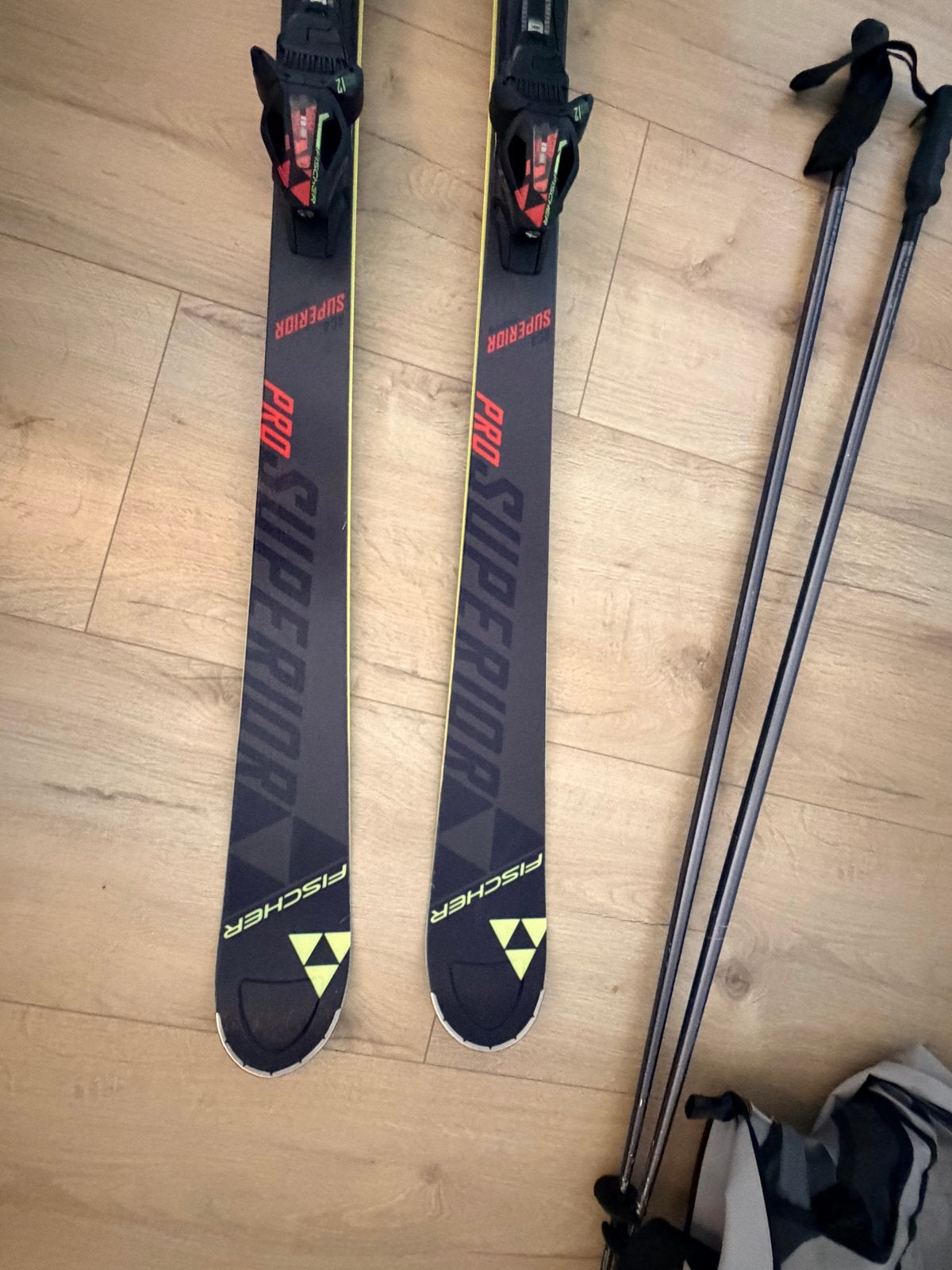 Fischer Pro Superior ski's met bindingen, stokken en schoene, Ophalen, 160 tot 180 cm, Skiën, Ski's