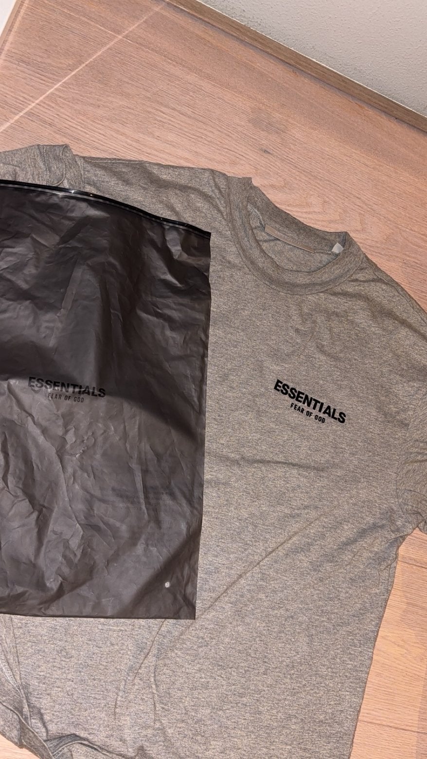 Essentials Fear of God T-shirt met originele tags, Ophalen of Verzenden, Zo goed als nieuw, Overige maten, Grijs