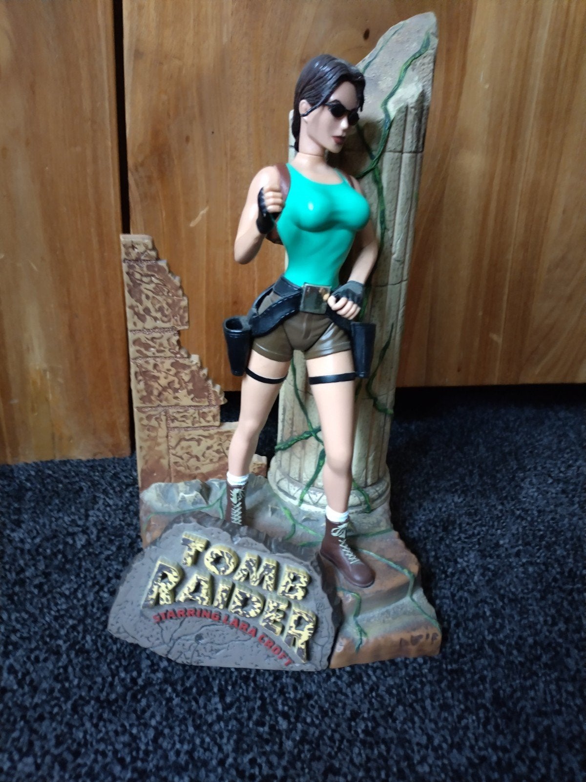 Tomb Raider Lara Croft Prematuur Playmates Toys, Verzamelen, Ophalen of Verzenden, Zo goed als nieuw