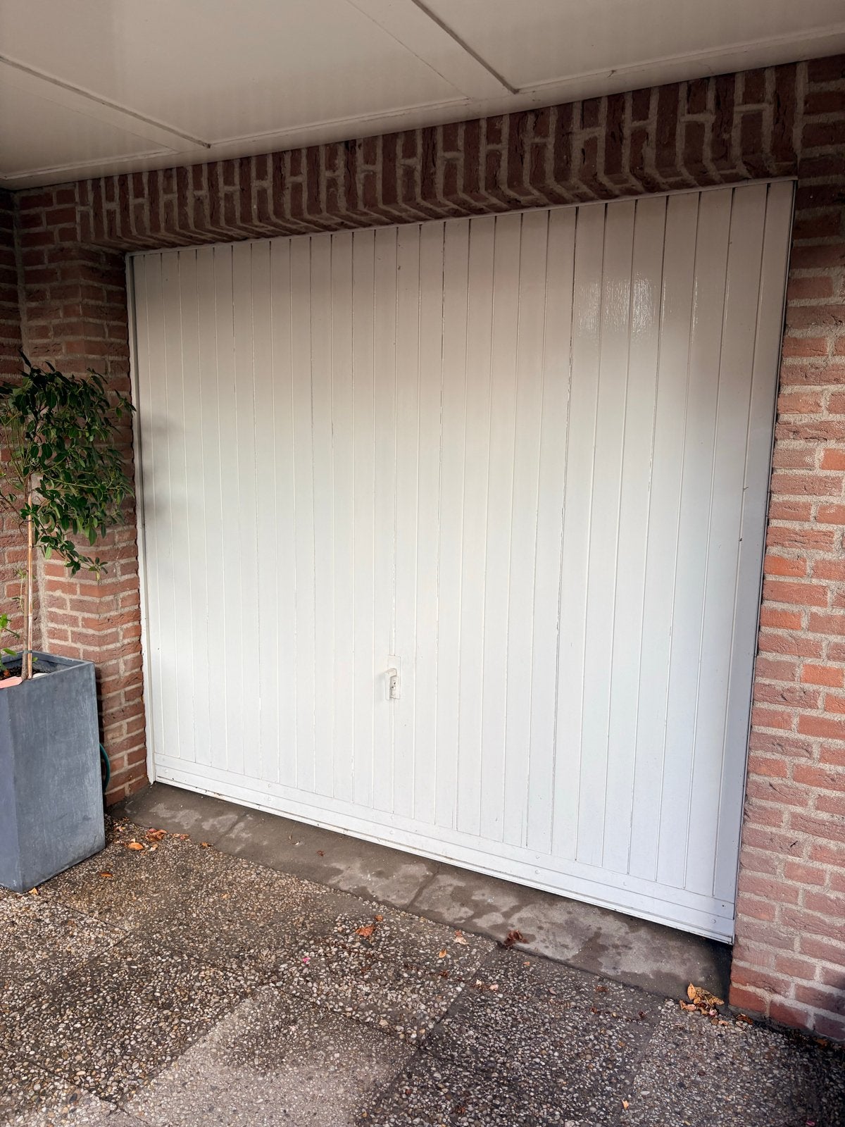 Houten garagedeur (230 cm), incl. rails (moet weg!), Ophalen, Gebruikt, 120 cm of meer, Garagedeur
