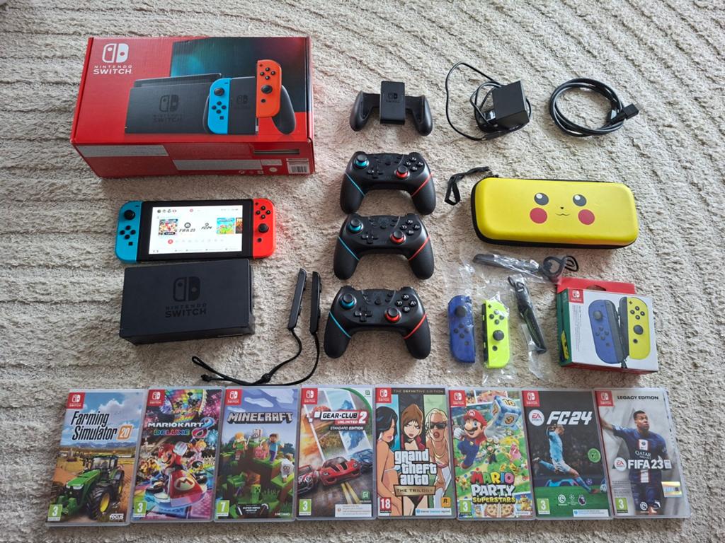 Nintendo Switch Complete Set + 8 Games + Extra Controllers, Ophalen, Zo goed als nieuw, Met 3 controllers of meer, Switch Original