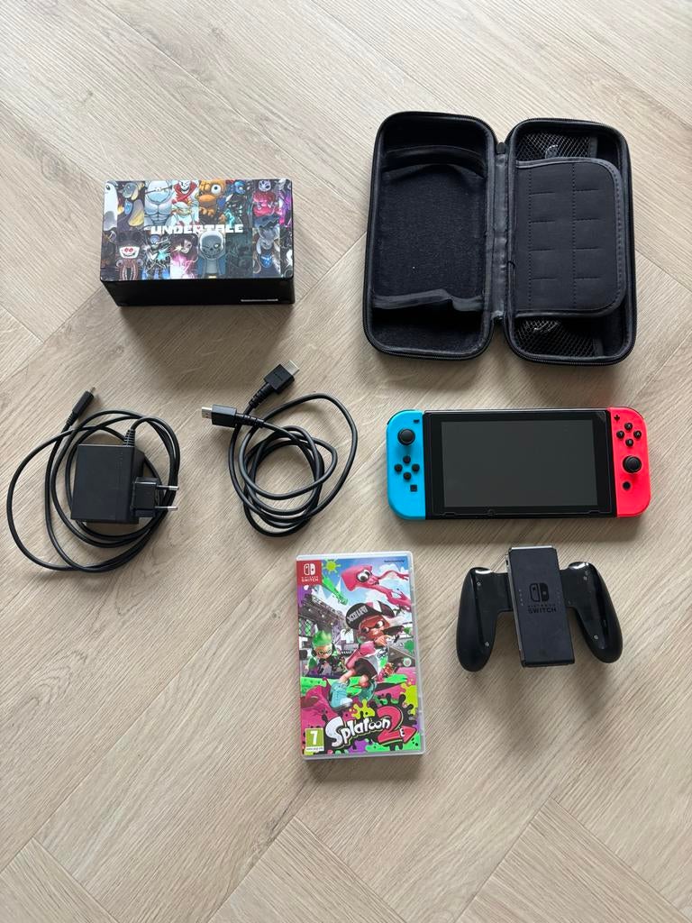 Nintendo Switch (1) compleet met accessoires en 128GB SD, Spelcomputers en Games, Ophalen, Gebruikt, Met 2 controllers, Switch Original