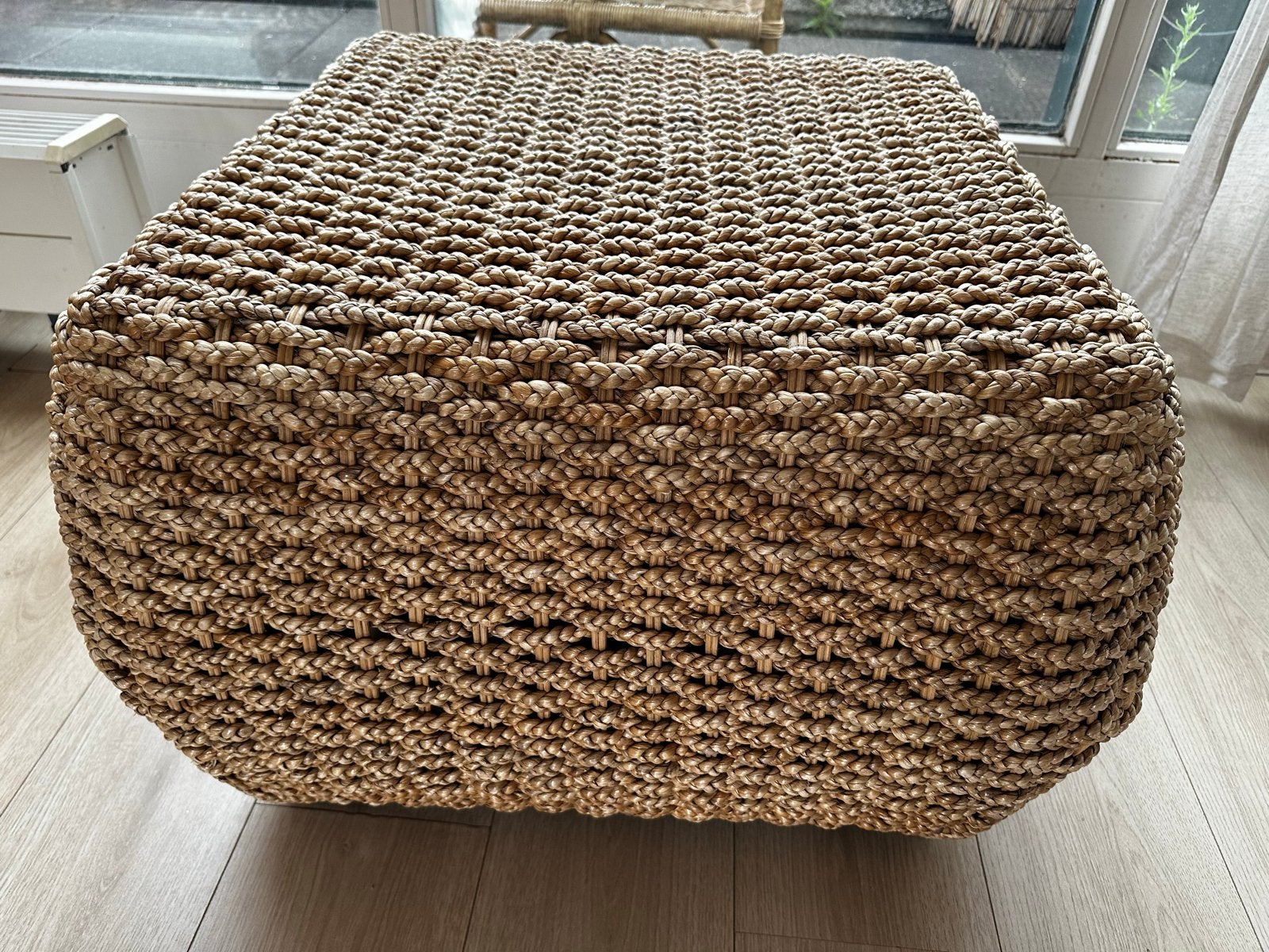 Gevlochten poef/voetenbank van zeegras, Minder dan 50 cm, Gebruikt, Vierkant, Riet of Rotan