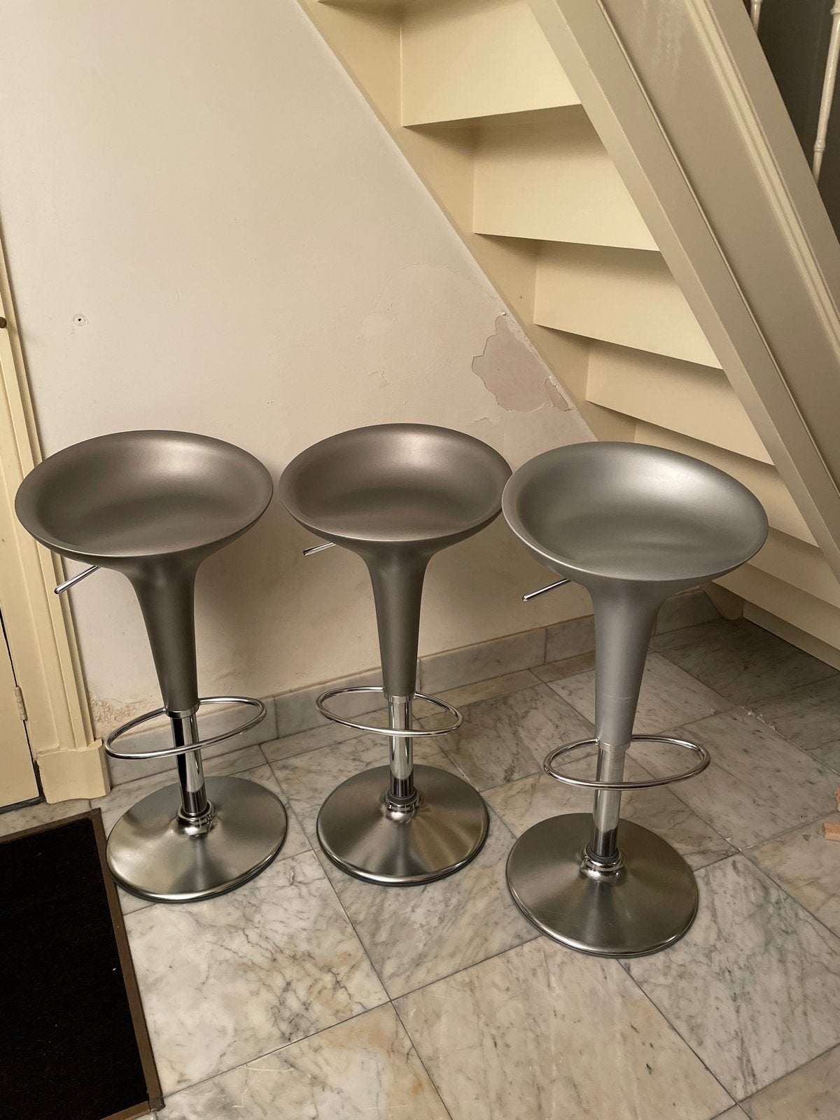 Set van 3 Magis Bombo barkrukken - Stefano Giovannoni design, Ophalen, Kunststof, Gebruikt, In hoogte verstelbaar