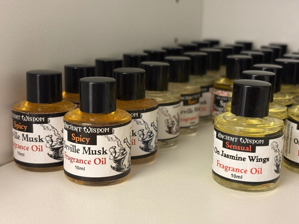 Collectie 200 flesjes aromatische olieën, Verzamelen, Ophalen of Verzenden, Zo goed als nieuw, Parfumfles, Gevuld