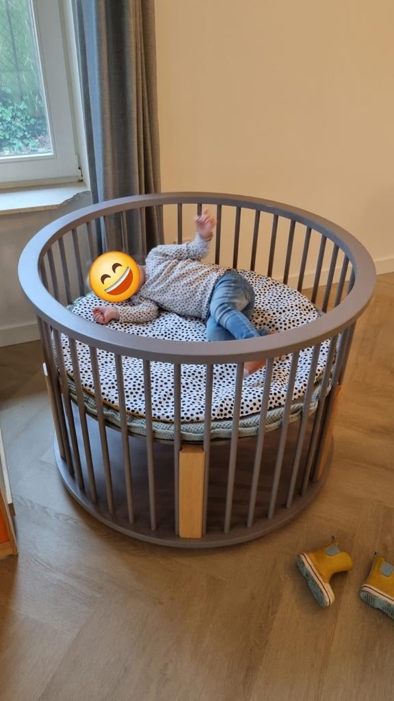 Mooie ronde box met boxkleed, Kinderen en Baby's, Ophalen, Zo goed als nieuw, Rond, Boxkleed
