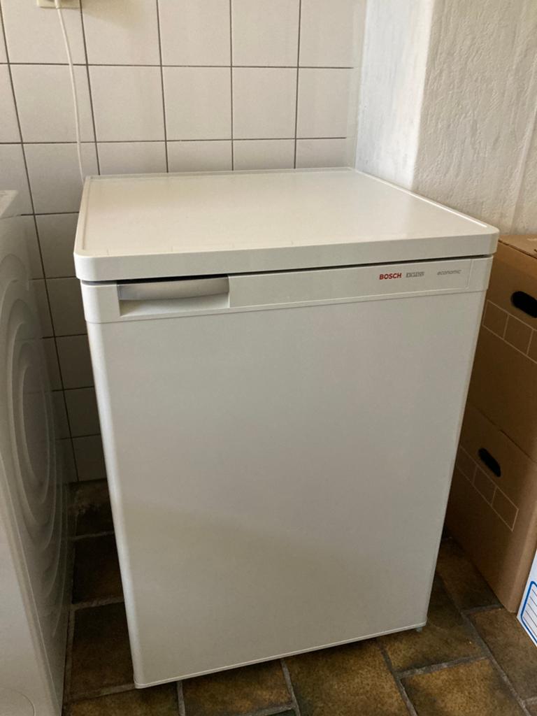 Bosch Exclusiv Economic Koelkast, Zonder vriesvak, 100 tot 150 liter, Zo goed als nieuw, 45 tot 60 cm