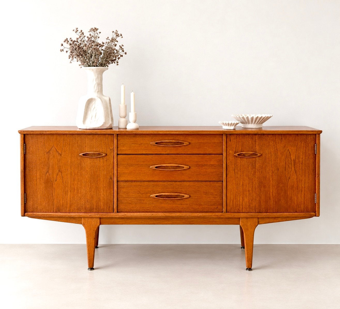 💛 Vintage dressoir lowboard kast jaren 60 teak Deens design, Huis en Inrichting, Ophalen, Gebruikt, 150 tot 200 cm, Teakhout