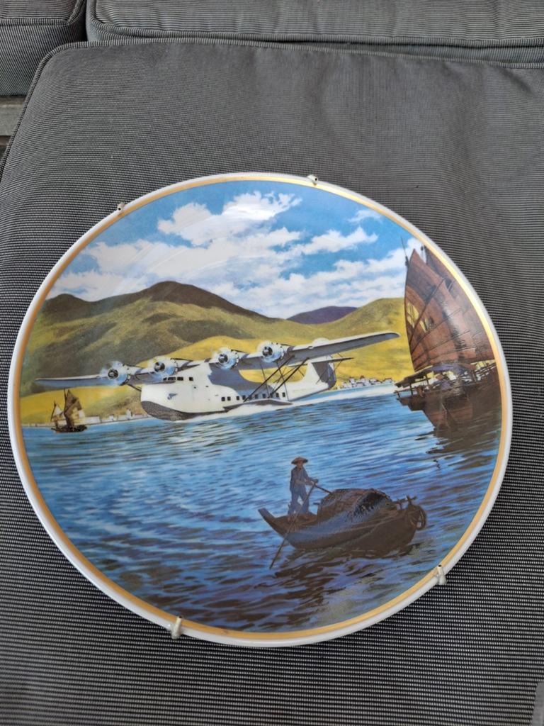 Sierbord Pan Am, Ophalen
