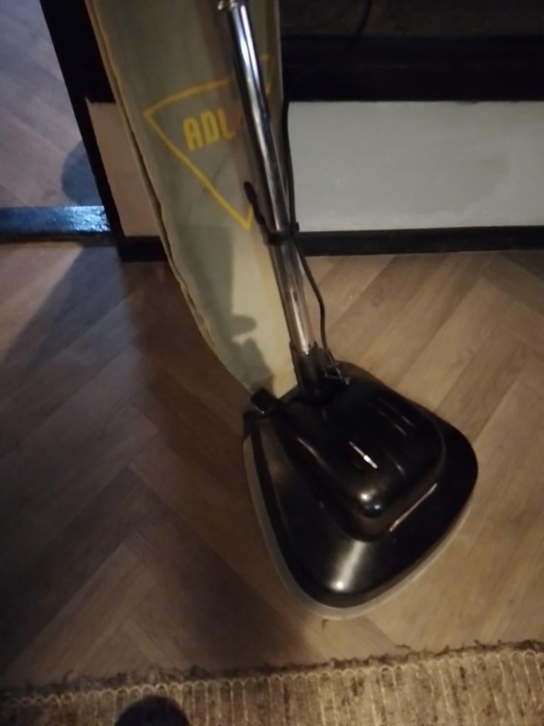 Poets of polijst machine, Ophalen