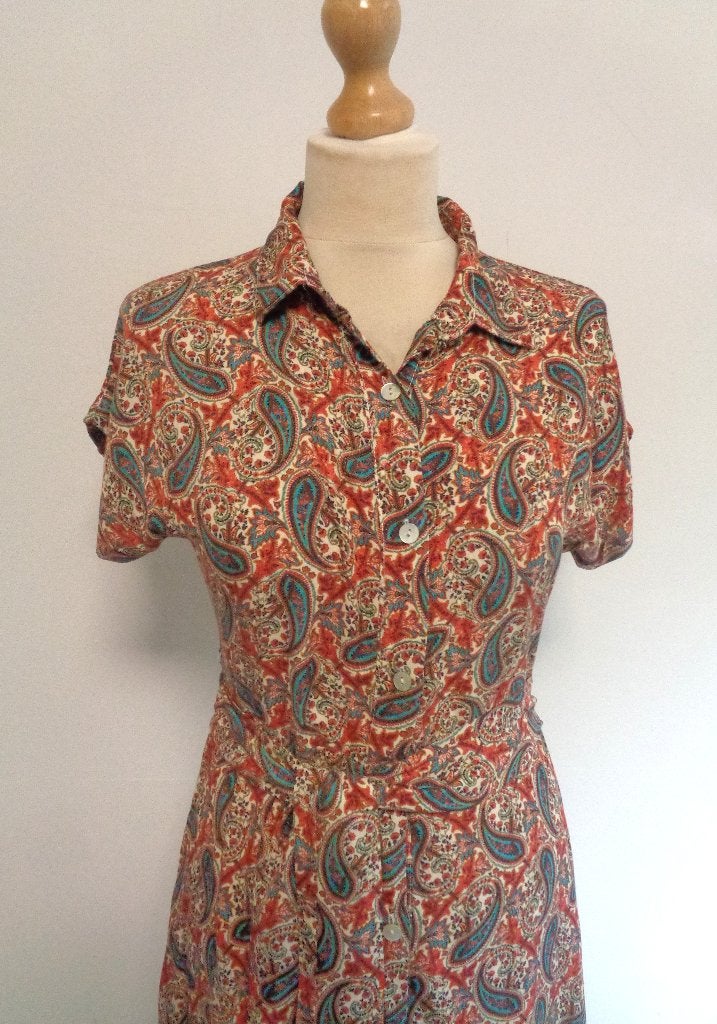 jurk Typical Jill/viscose, Zo goed als nieuw, Typical Jill, Maat 36 (S), Onder de knie