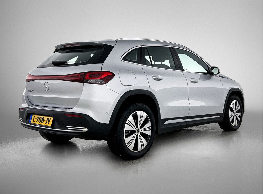 Mercedes-Benz EQA 250 Business Solution Luxury 67 kWh | Sfee, Auto's, Mercedes-Benz, Gebruikt, 190 pk, Stoelverwarming, Origineel Nederlands