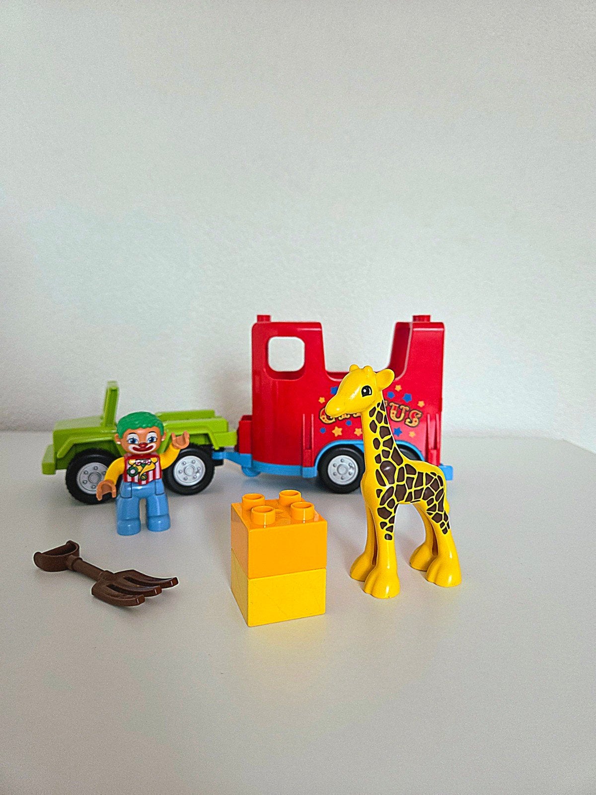 nette staat LEGO DUPLO circustransport 10550, auto, trailer,, Compleet, Ophalen of Verzenden, Zo goed als nieuw, Duplo