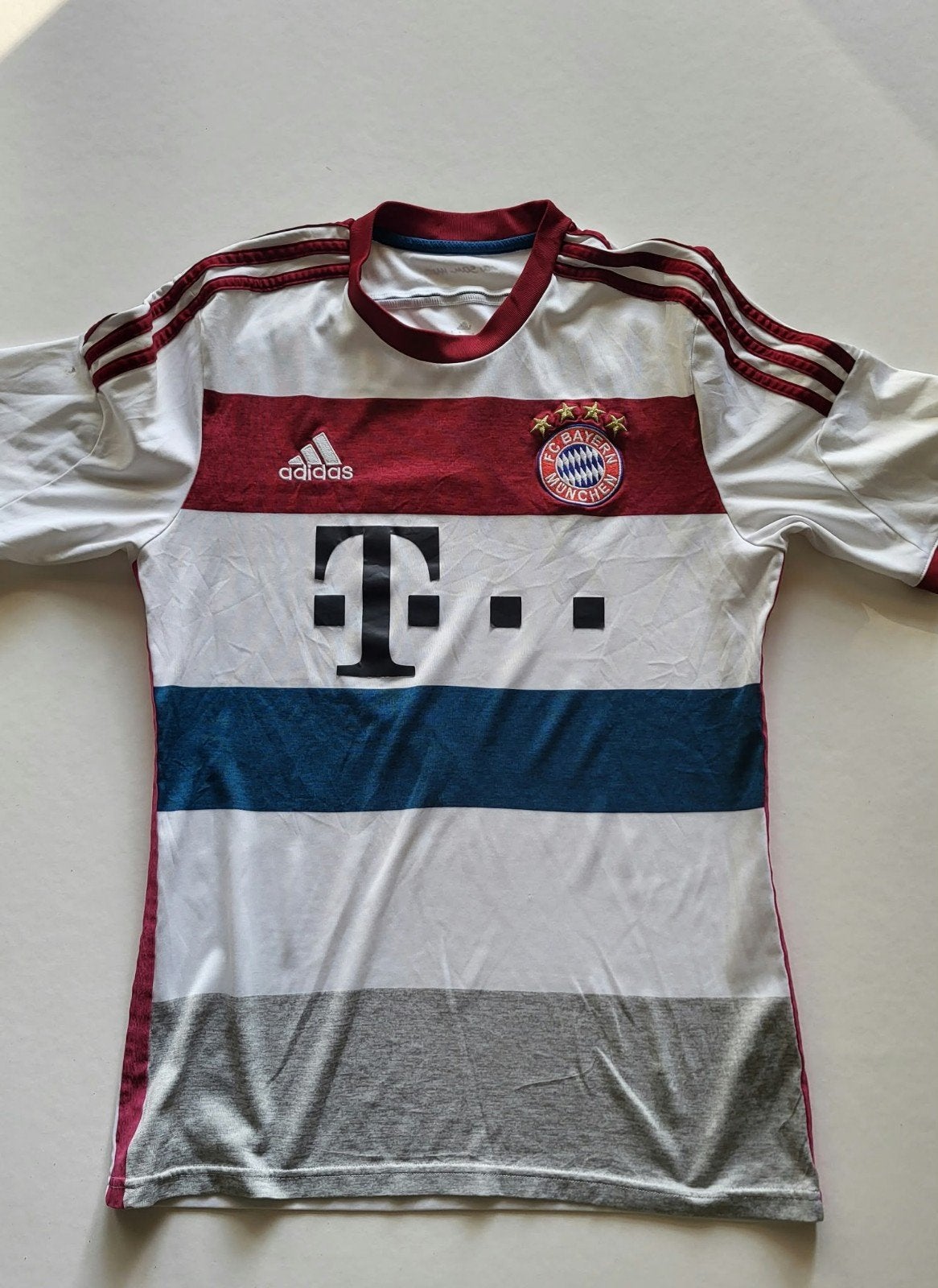 Bayern Munich 2014/15 uitshirt - Fanversie, Maat S, Ophalen of Verzenden, Gebruikt, Shirt