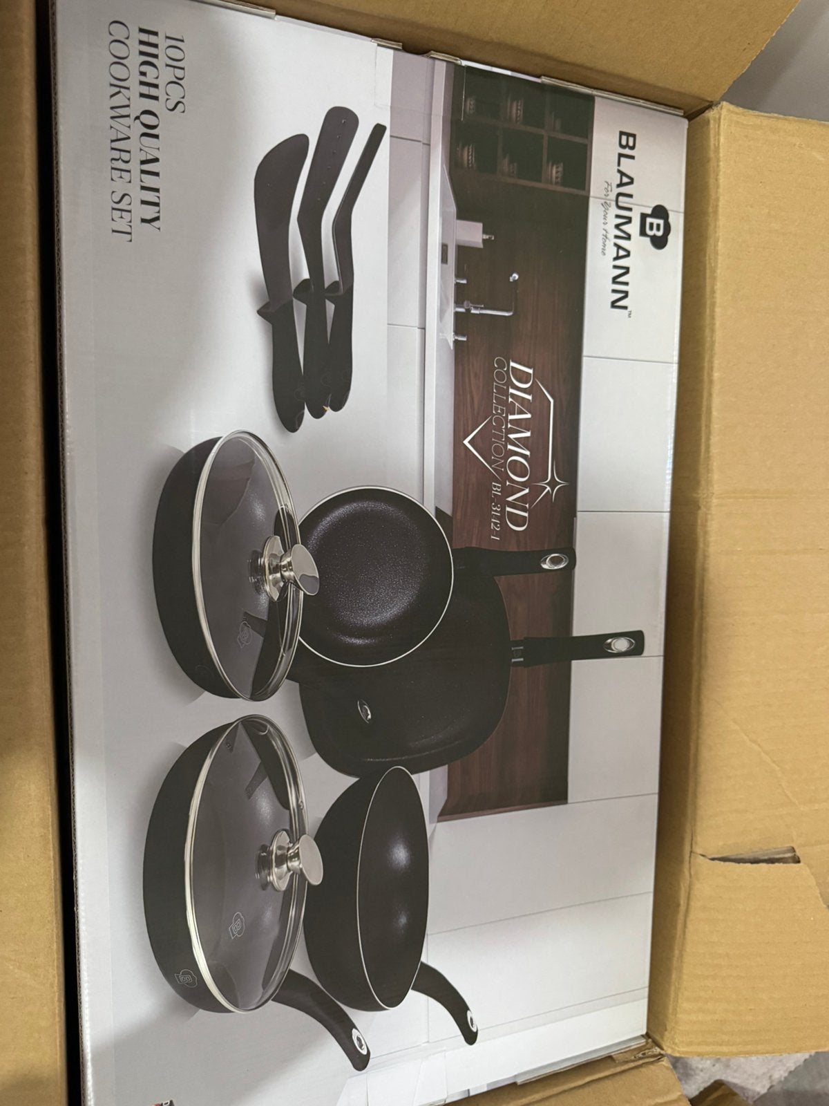 Nieuw pannen set, Huis en Inrichting, Keuken | Potten en Pannen, Ophalen of Verzenden, Zo goed als nieuw, Rvs, Pannenset