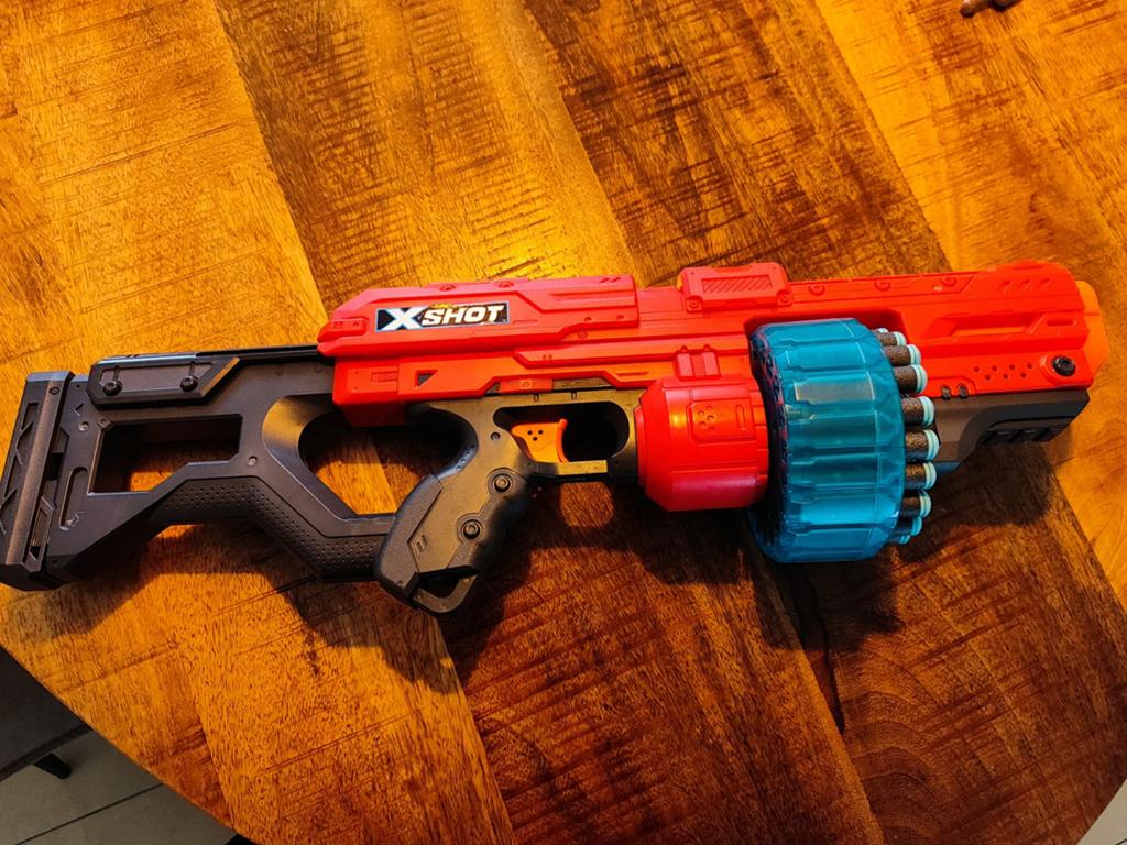 X shot zuru, Ophalen of Verzenden, Zo goed als nieuw