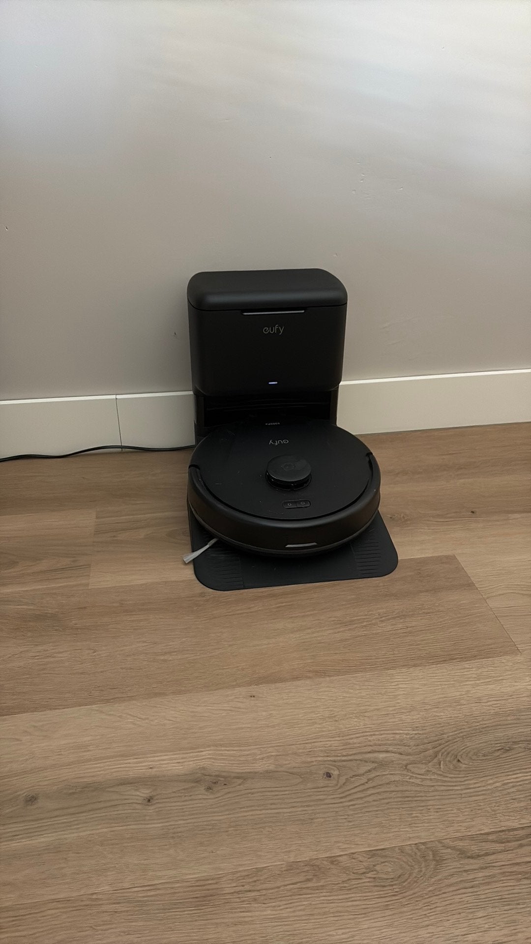 Eufy L60 hybrid ses, Witgoed en Apparatuur, Stofzuigers, Ophalen, Zo goed als nieuw, Robotstofzuiger
