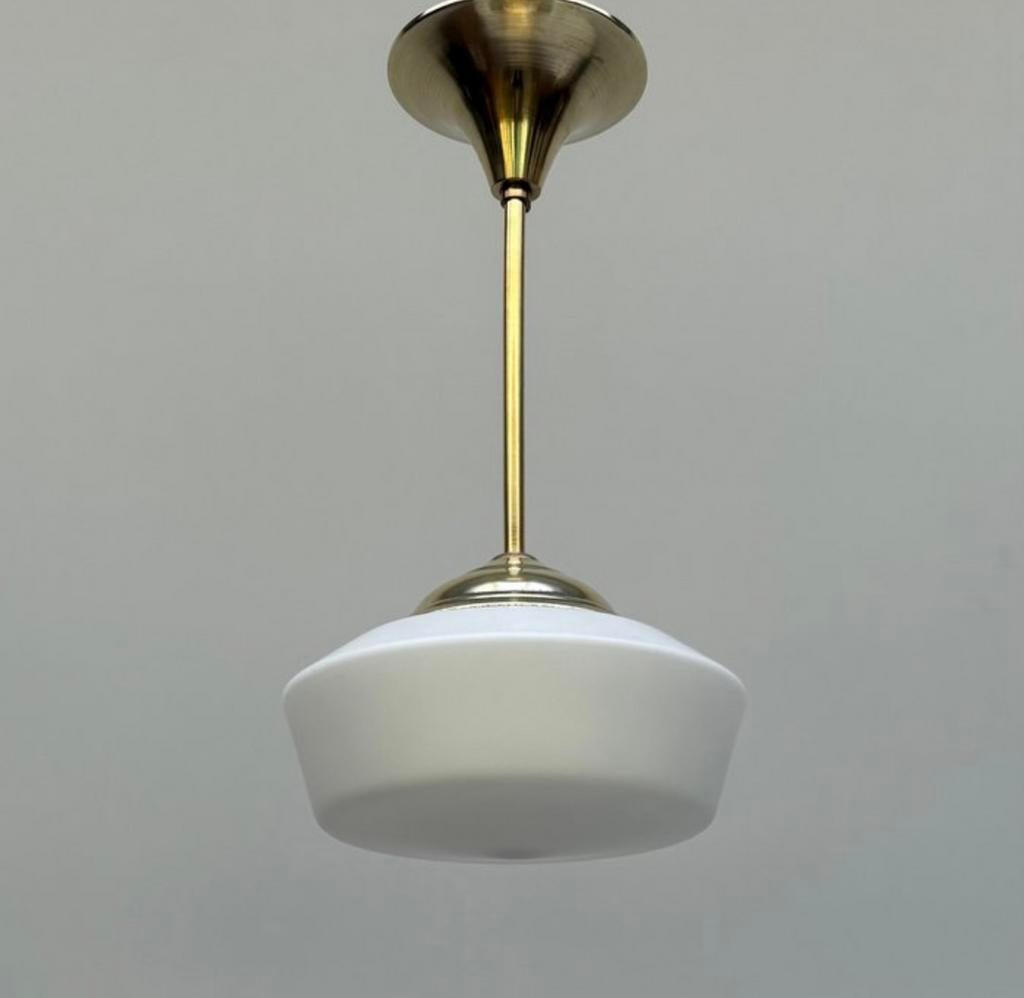 Plafondlamp Opaline glas Art deco, Ophalen of Verzenden, Zo goed als nieuw, Glas, Minder dan 50 cm