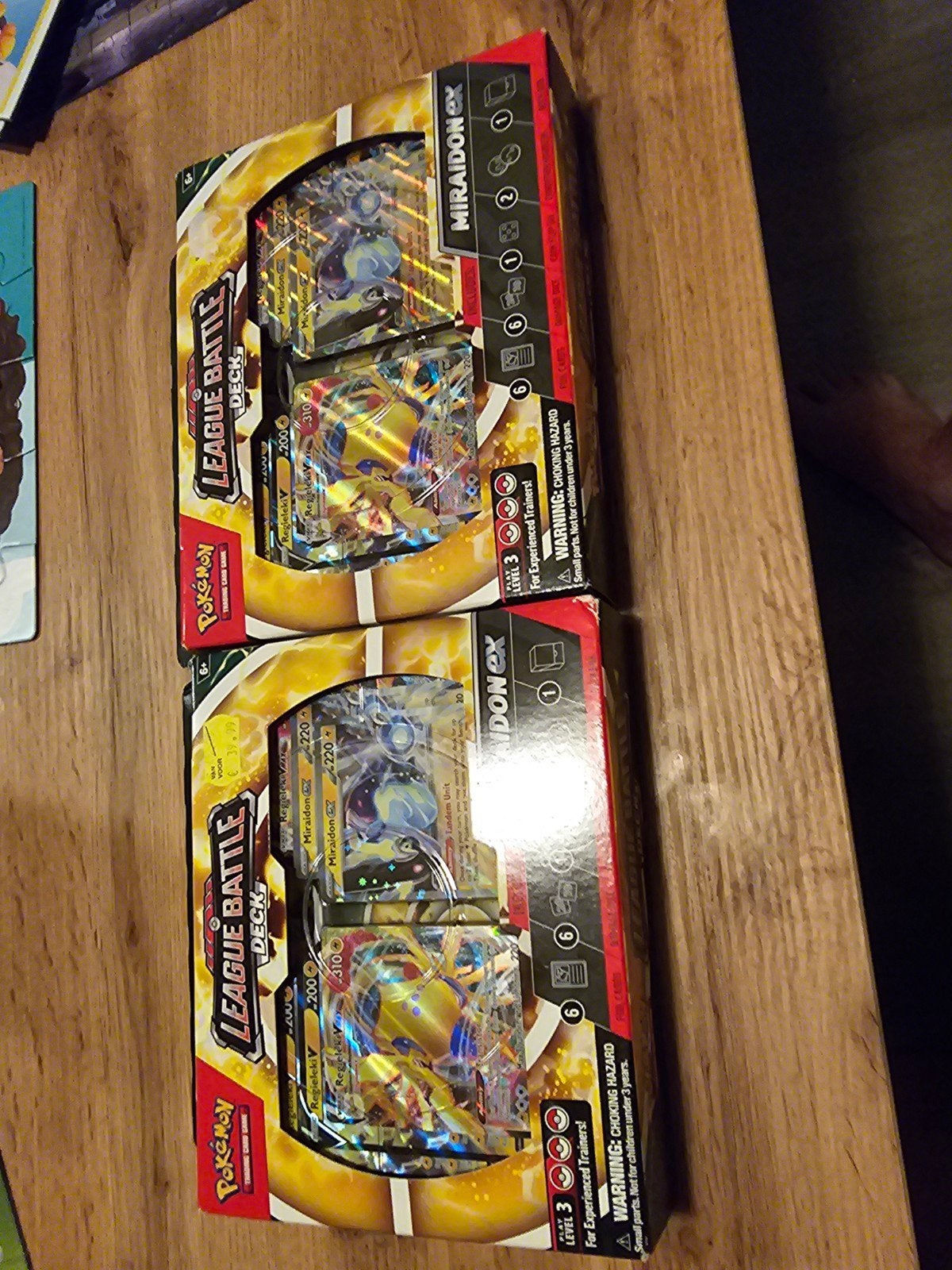 pokemon league battle, Ophalen of Verzenden, Nieuw, Boosterbox, Foil