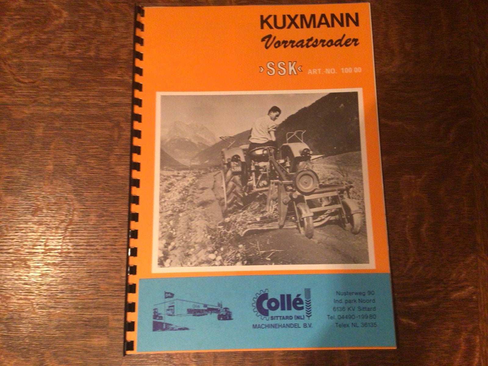 Mapje met Kuxmann Brochures van voorraadsrooiers 1984, Ophalen of Verzenden, Zo goed als nieuw, Algemeen