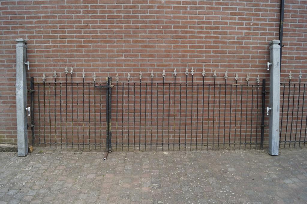 Oude ijzeren poort sierpoort 340cm met sierhek, Tuin en Terras, Ophalen, Gebruikt, 100 tot 150 cm, IJzer