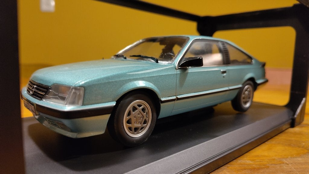 Opel Monza 2.5 E - 1983 - 1:18 - Norev, Hobby en Vrije tijd, Ophalen of Verzenden, Nieuw, Auto, Norev