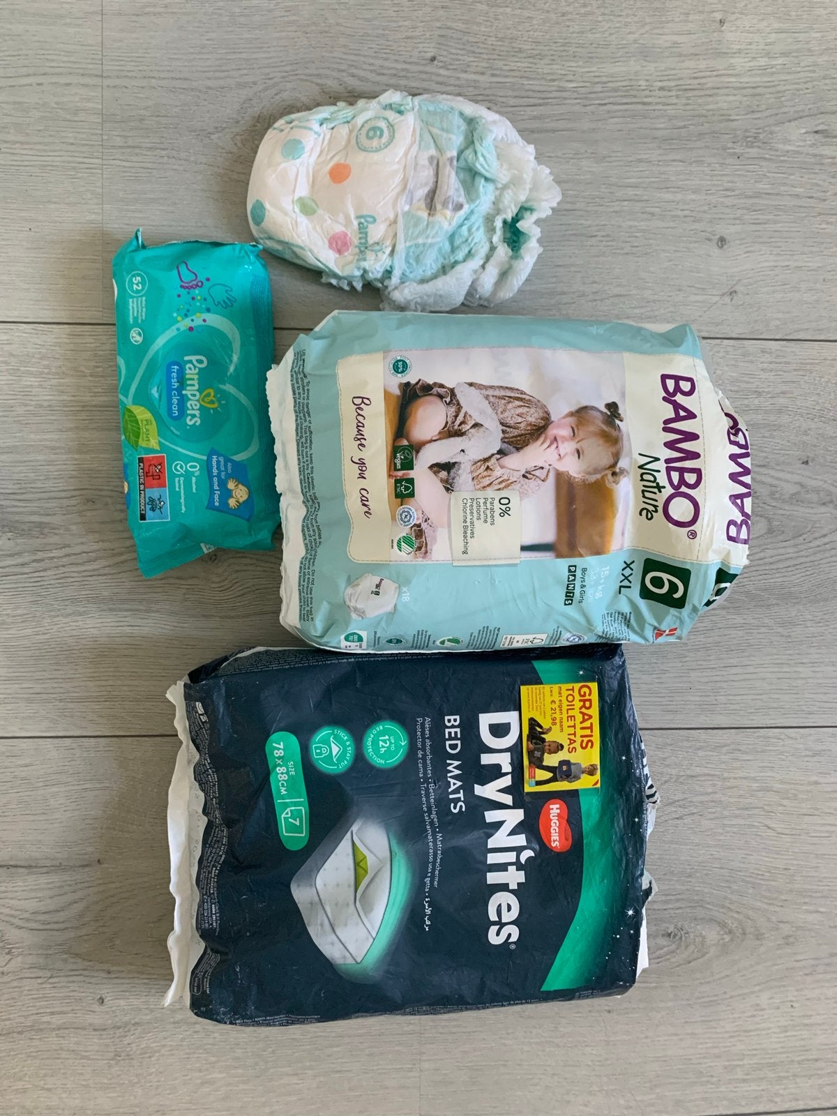 Pampers doekjes, Bambo luiers, DryNites onderleggers, Ophalen of Verzenden, Nieuw