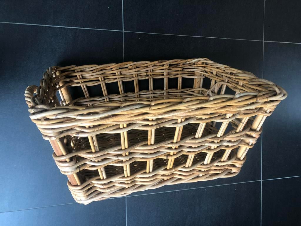 Grote rotan rieten mand - 56x48x28cm, Mand, Ophalen of Verzenden, Zo goed als nieuw, Riet