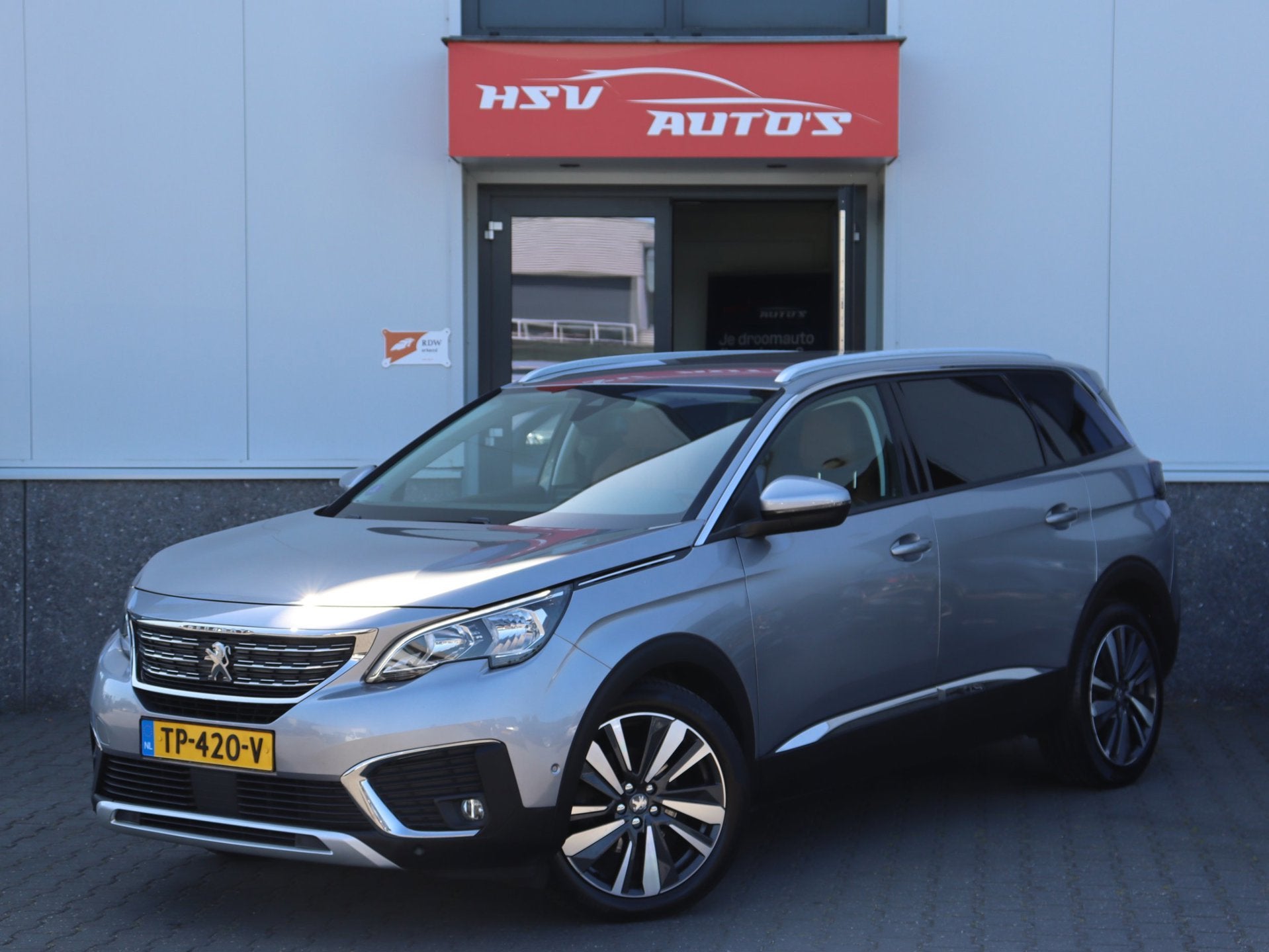 Peugeot 5008 1.2 PureTech Blue Lease Premium 7-pers LEER org, Auto's, Voorwielaandrijving, Gebruikt, 1199 cc, 7 stoelen