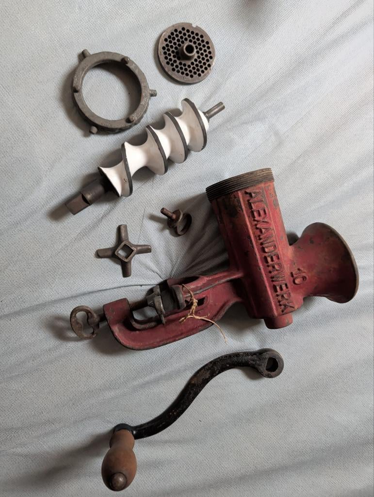 Vintage Alexanderwerk Nr 10 Vleesmolen - Rood Gietijzer, Antiek en Kunst, Ophalen of Verzenden