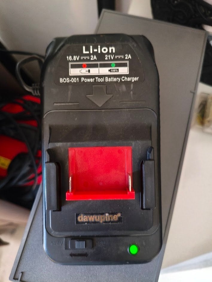 Dawupine universele Li-ion acculader ( BOS-001 ), Ophalen of Verzenden, Gebruikt