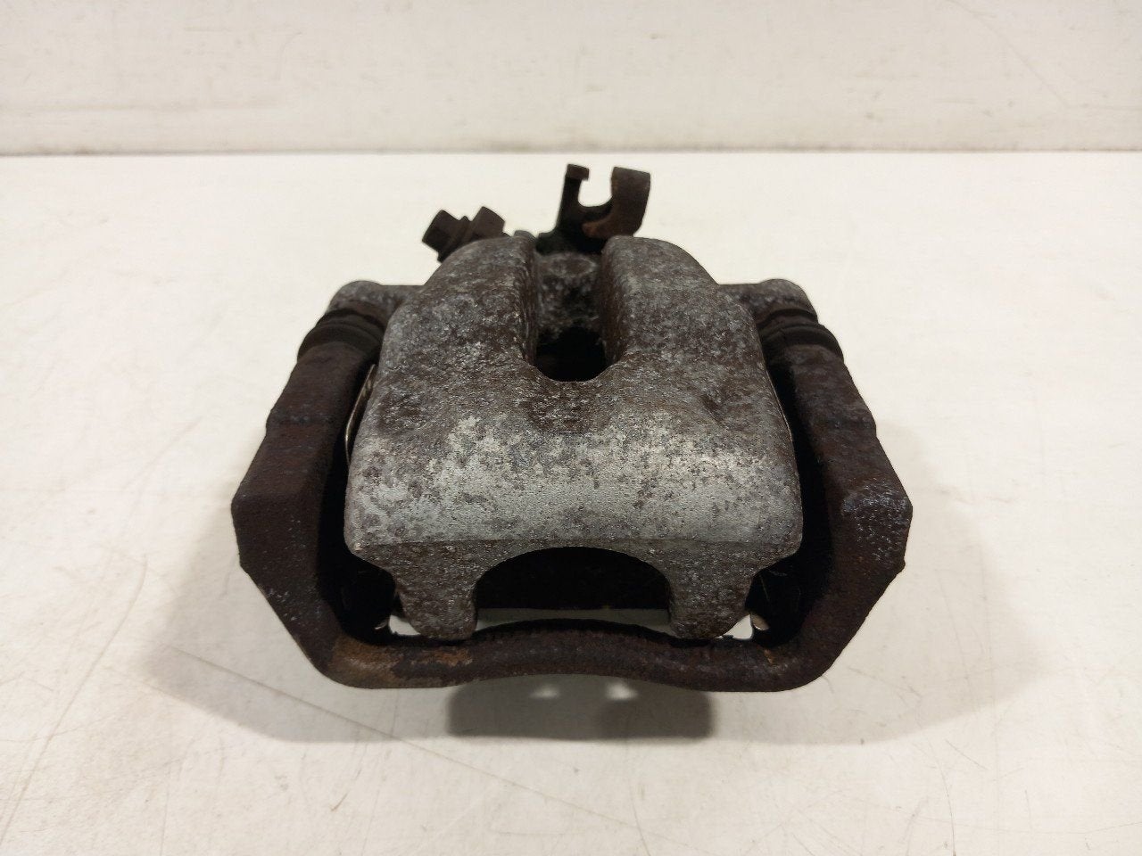 Remklauw links achter Opel Meriva, Onderdelen@venauto.nl, Van der Ven Autorecycling B.V., Gebruikt, Ettenseweg 76, 4706 PB Roosendaal, The Netherlands