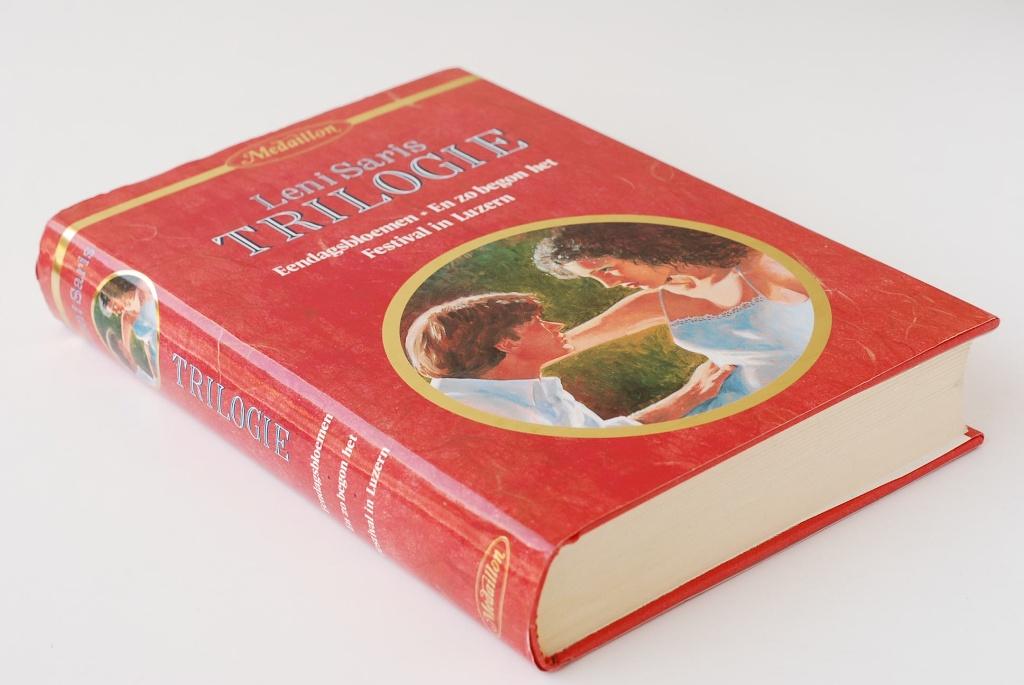 Leni Saris Trilogie (1992), Boeken, Verzenden, Zo goed als nieuw, Nederland