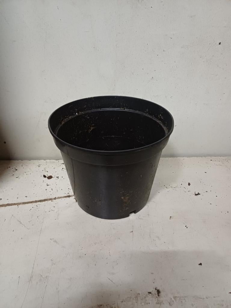 Kweekpotten plantenpotten bloempotten 2 liter, Kunststof, Gebruikt, Rond, Ophalen of Verzenden