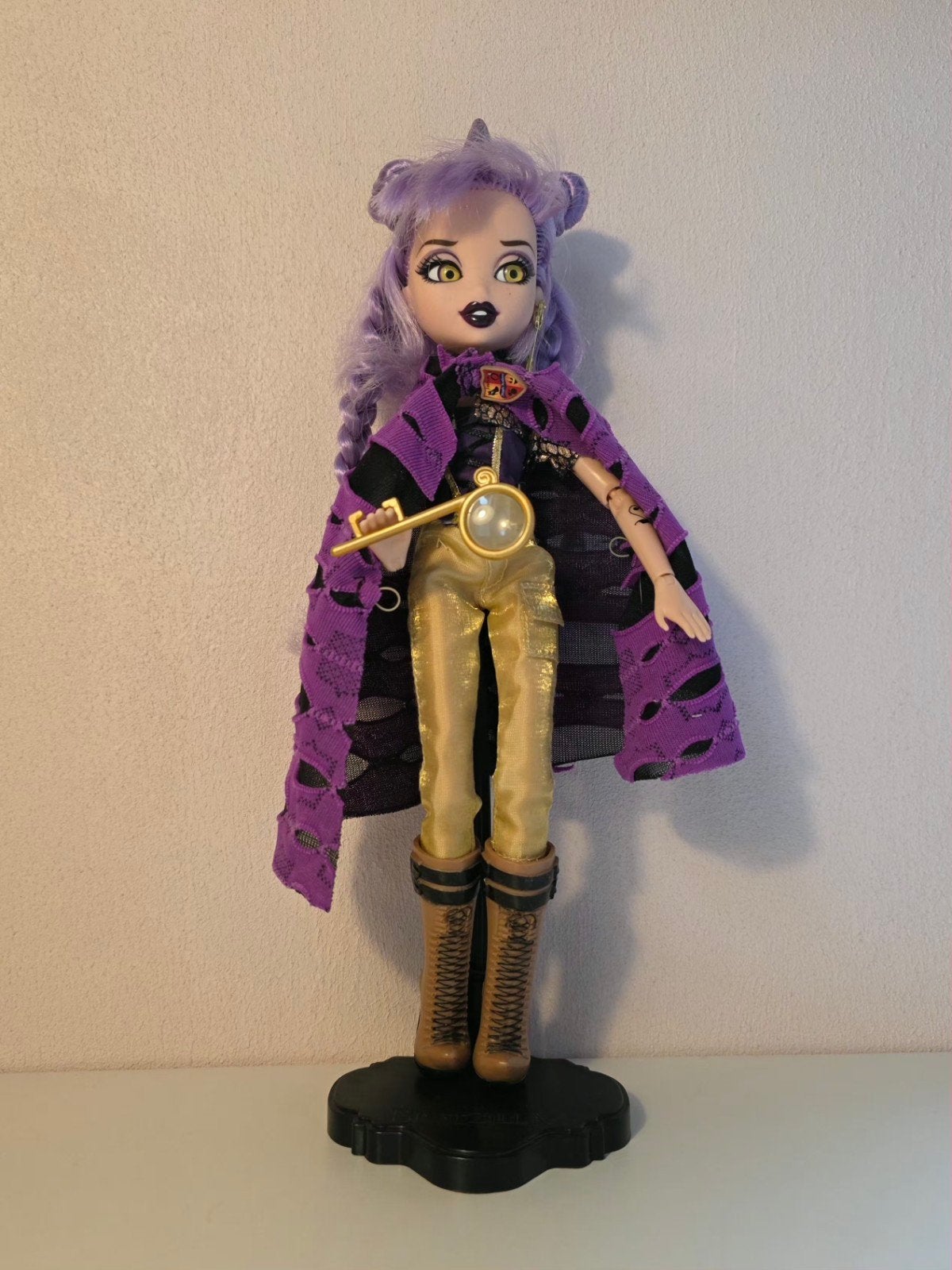 Bratz Bratzillaz Yasmina Clairvoya, Verzamelen, Poppen, Ophalen of Verzenden, Zo goed als nieuw, Fashion Doll
