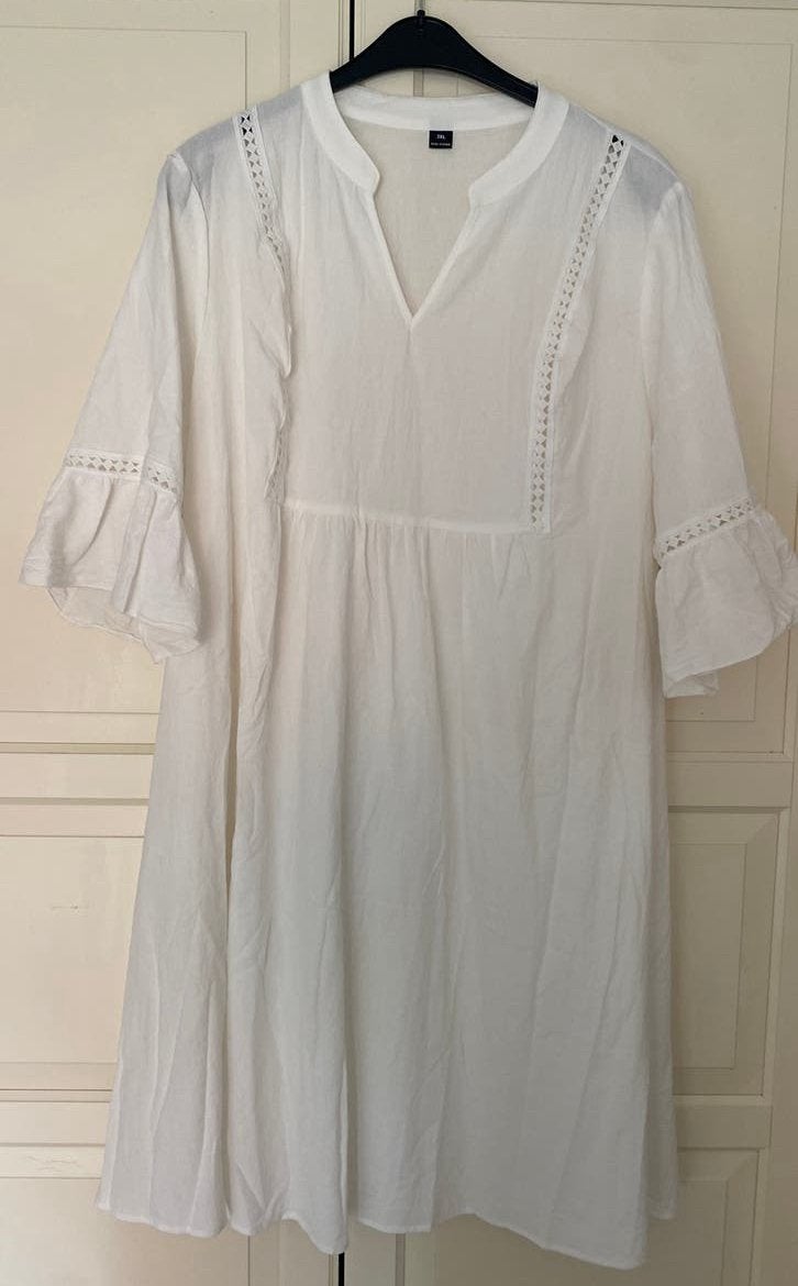 Katoenen witte jurk 50 (nieuw), Verzenden, Zo goed als nieuw, Wit, Jurk