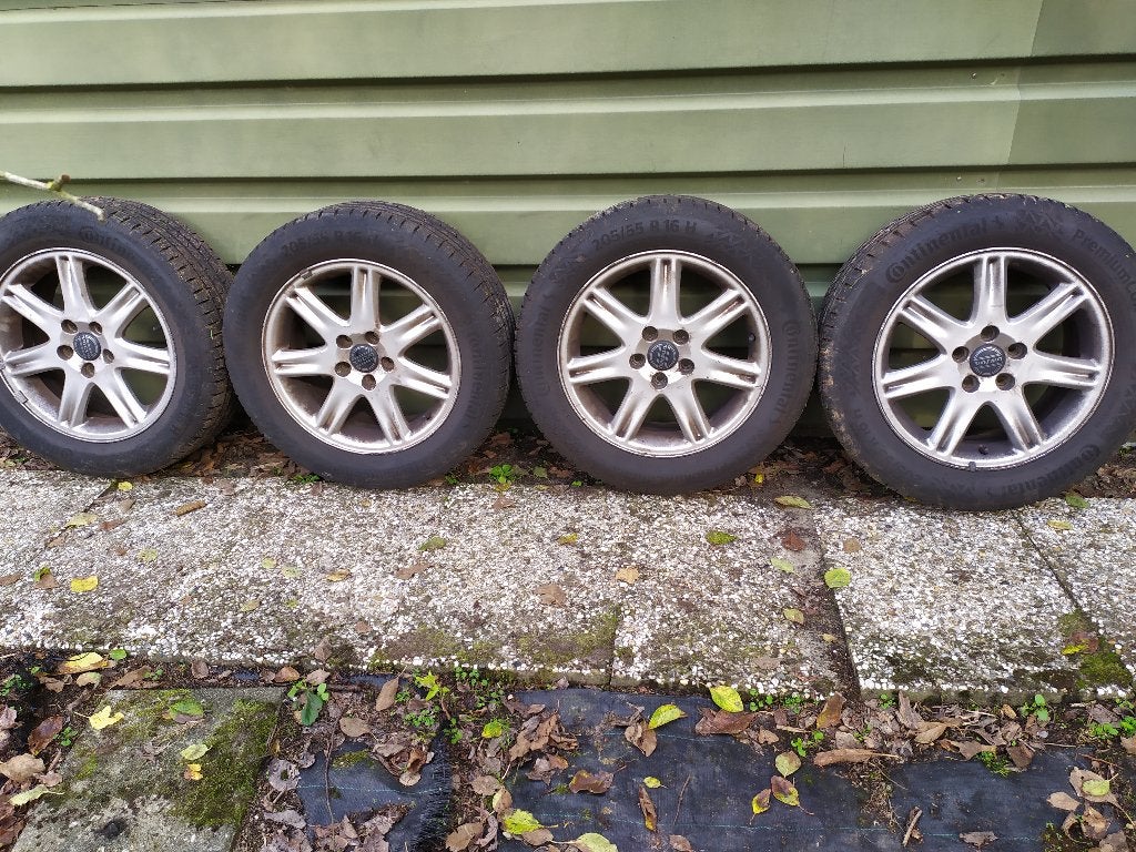 Continental 205/55 R16 H banden en velgen + 4 winterbanden, Ophalen, Gebruikt, 16 inch, Banden en Velgen