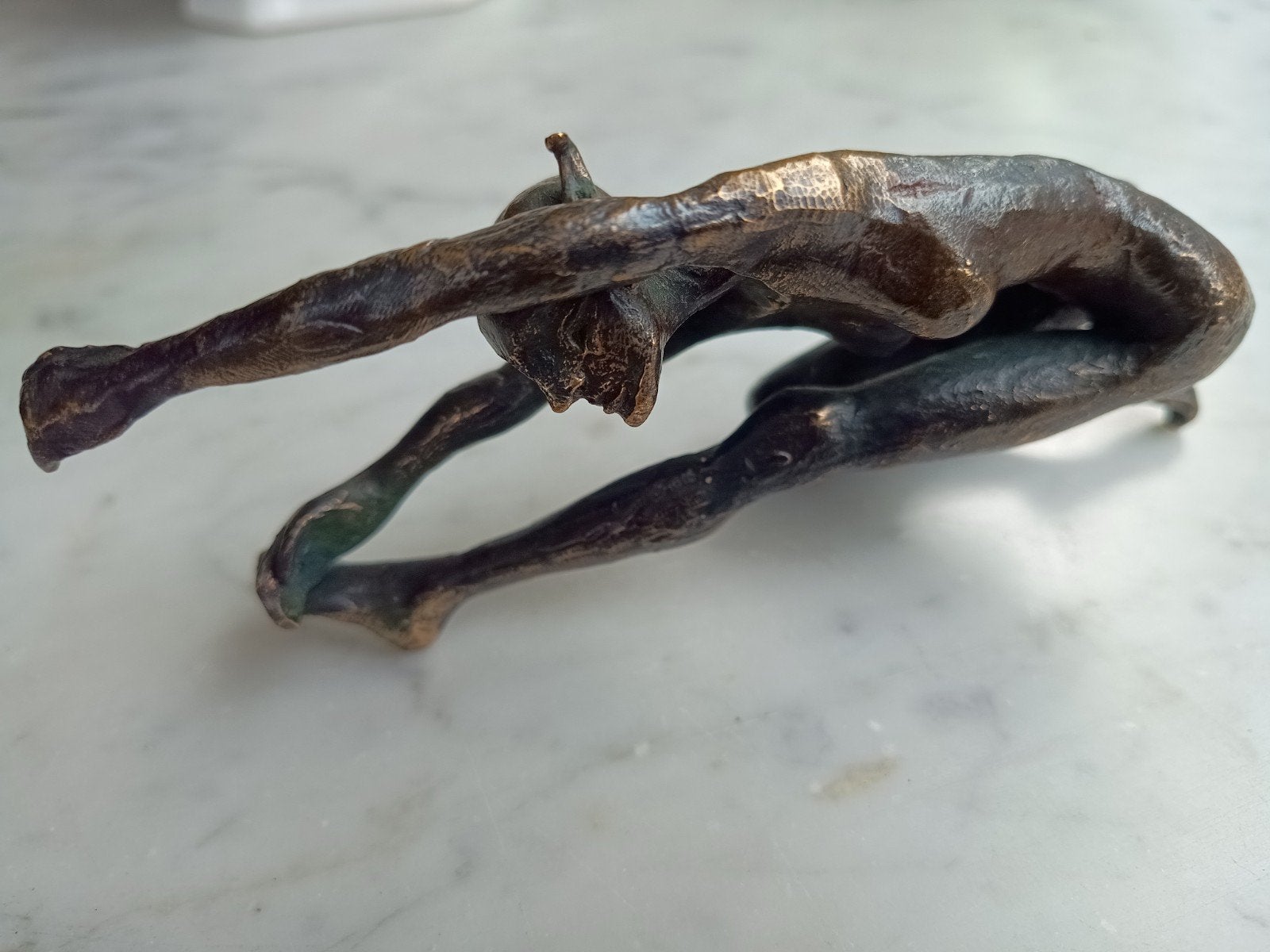 Bronzen beeldje modernistisch / Giacometti stijl (15cm), Antiek en Kunst, Kunst | Beelden en Houtsnijwerken, Handgemaakt, Minder dan 20 cm