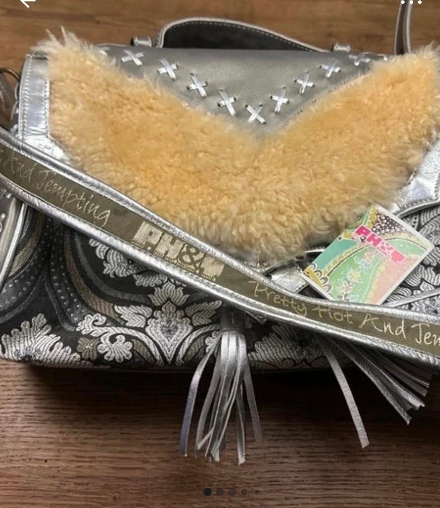 PH&T Schoudertas Zilver met Bont en Kwastjes, Ophalen of Verzenden, Nieuw, Grijs, Schoudertasje