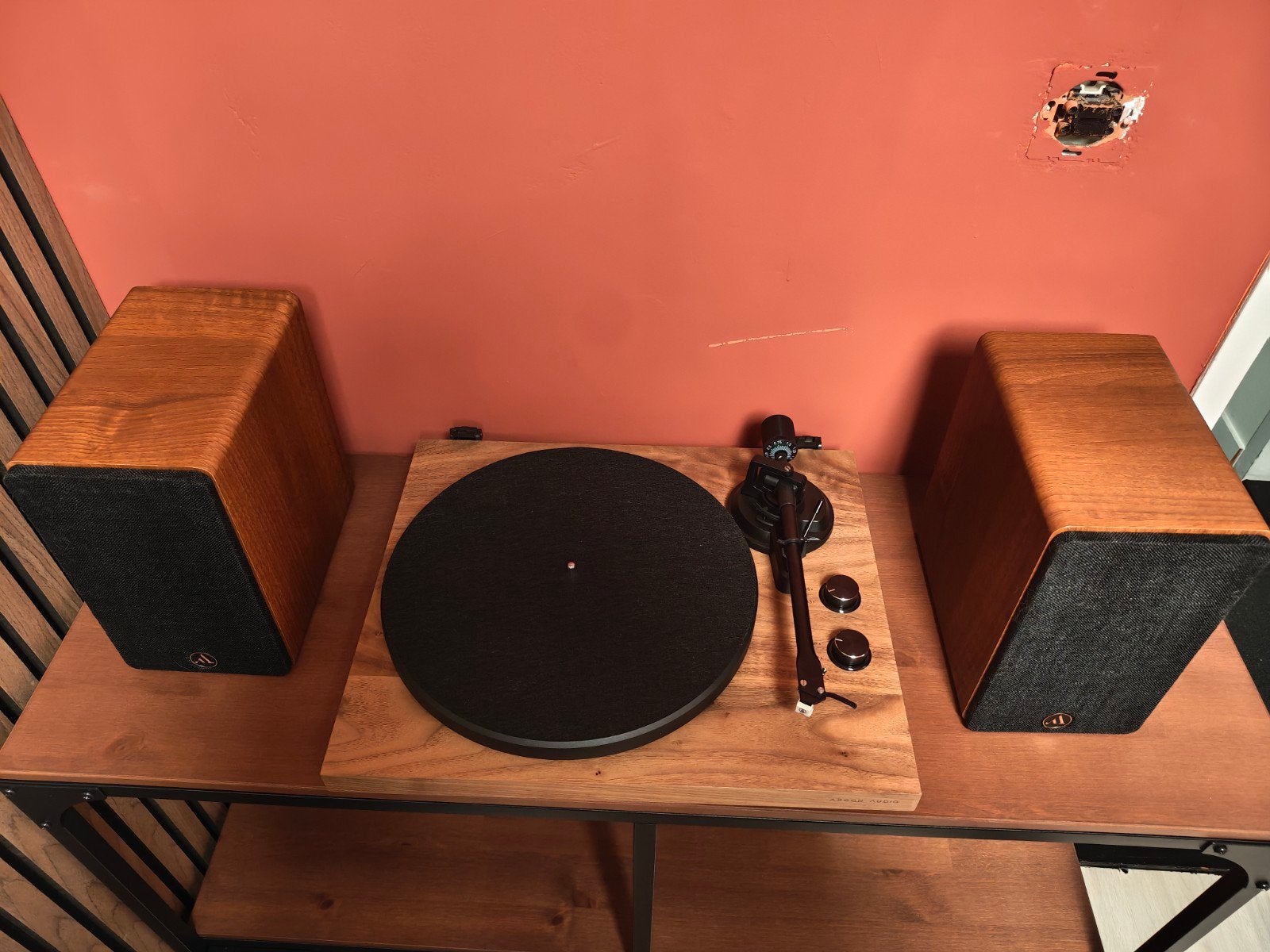 Argon FENRIS Active 4 speakers & TT MK2 draaitafel (hout), Audio, Tv en Foto, Ophalen, Zo goed als nieuw, Platenspeler, Overige merken