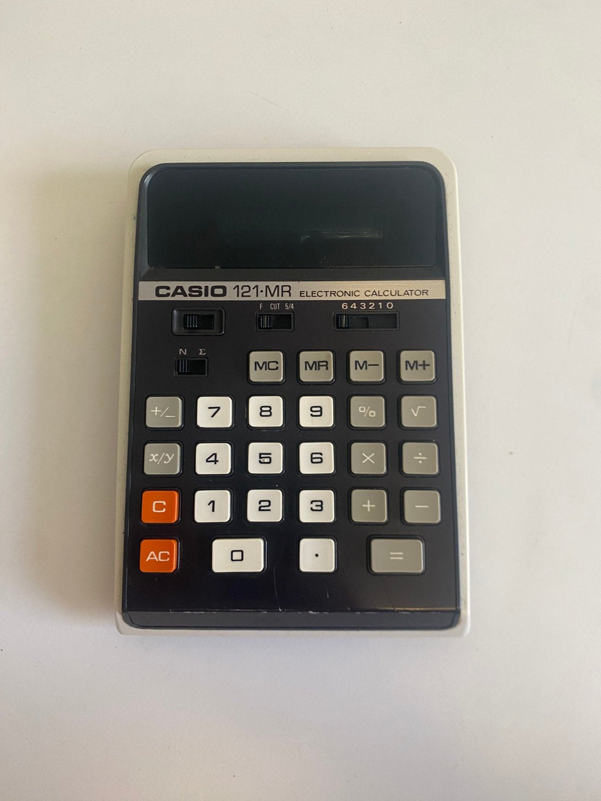 Casio 121•MR, Diversen, Rekenmachines, Ophalen of Verzenden, Zo goed als nieuw